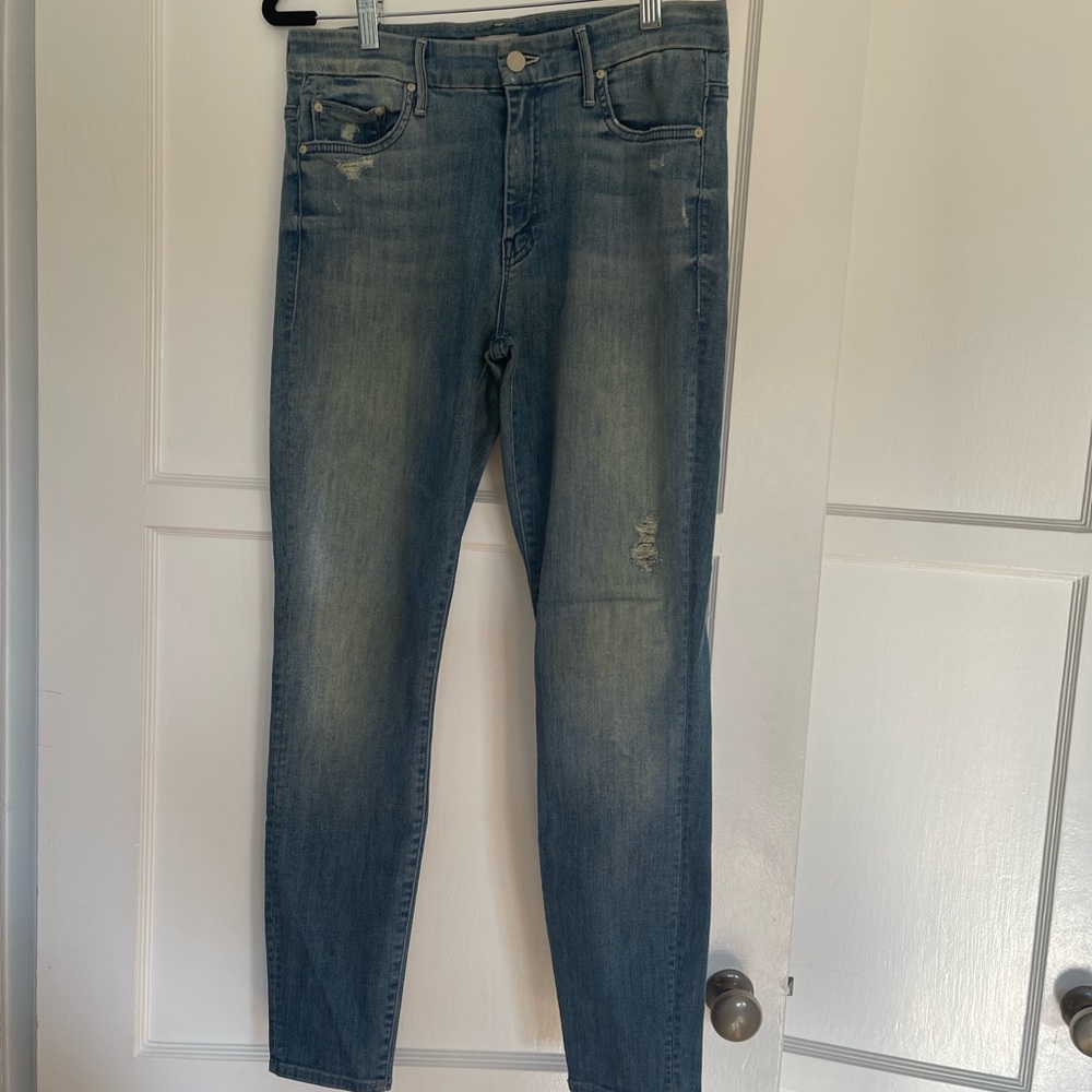 MOTHER jeans - slightly distressed skinny jeans - size 29 - light blue